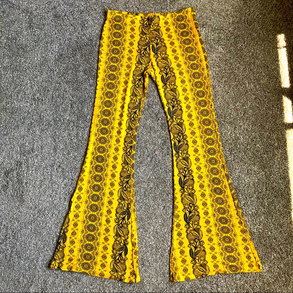 Better be flare leggings size small yellow with Mandela geometric pattern SKUPB1